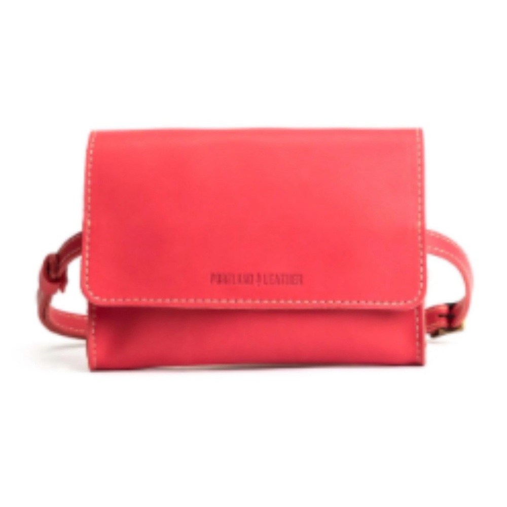 Portland Leather Basic Belt Bag in Tulip